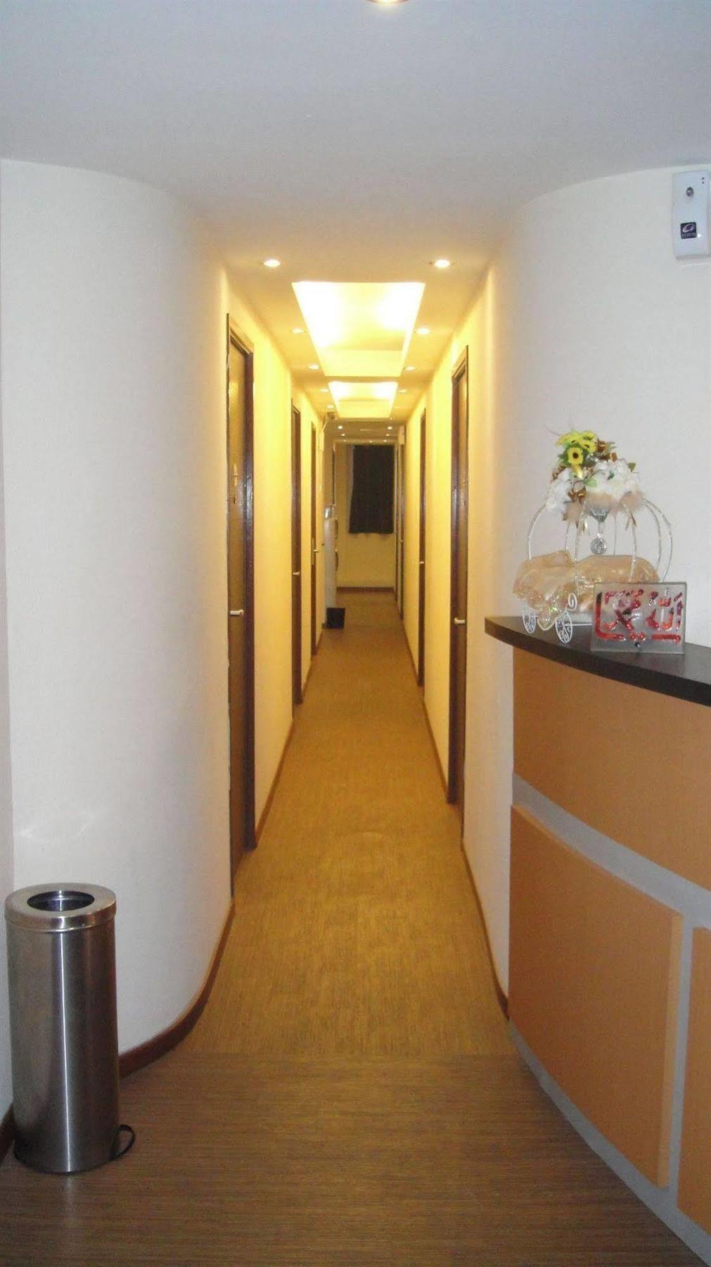 Sabrina Golden Palace Hotel Куала Лумпур Екстериор снимка